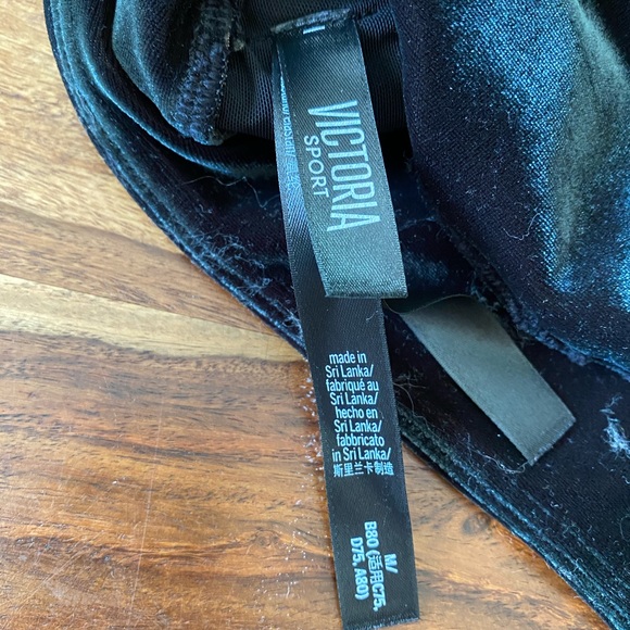 Velvet top - Picture 2 of 5